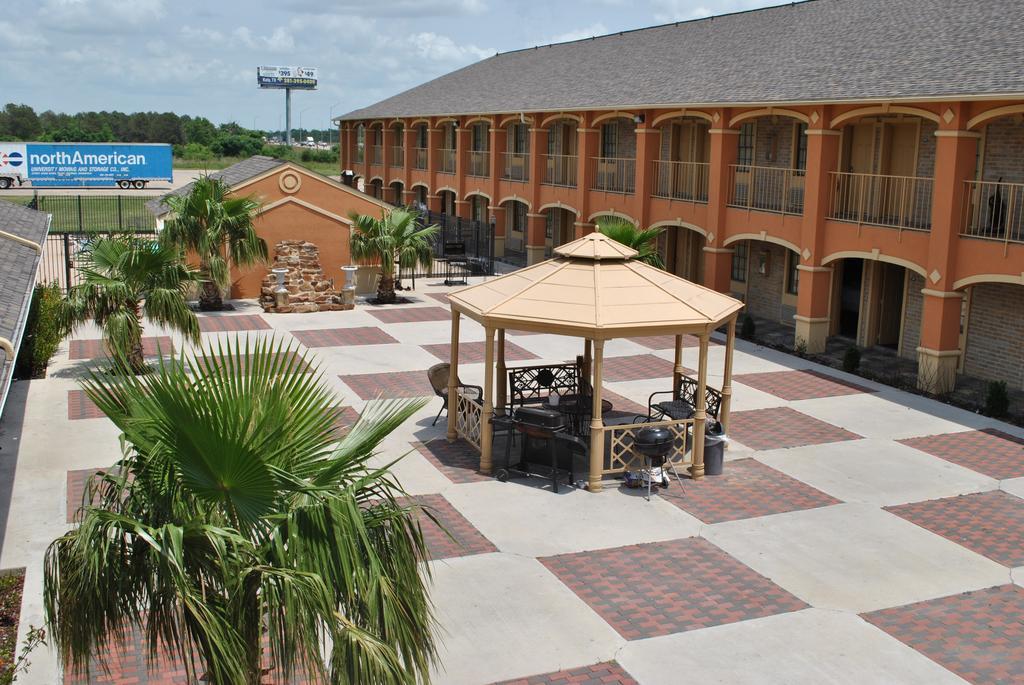 Executive Inn Brookshire Extérieur photo